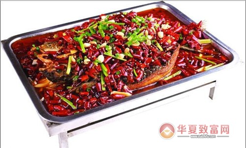 香源瓦缸烤鱼加盟